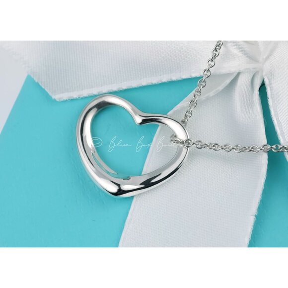Tiffany & Co. Elsa Peretti Vintage Open Heart Pendant Medium Necklace 16" Chain - Picture 2 of 7
